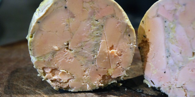 Préparation d&rsquo;un foie gras mi-cuit avec le robot qui fait tout : le Thermomix